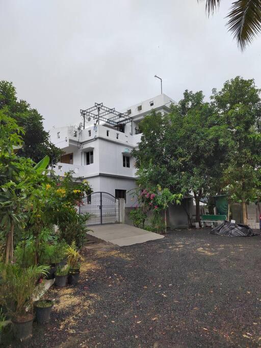 Apartamento Gangi Kota North Flat Kovvur Exterior foto