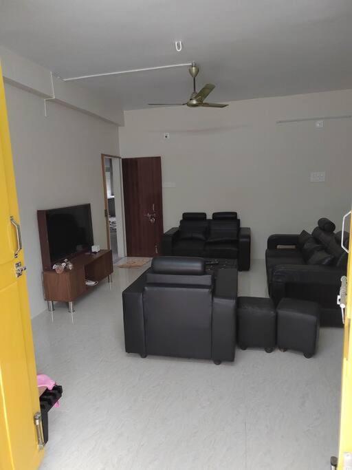 Apartamento Gangi Kota North Flat Kovvur Exterior foto